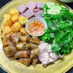 Cần gấp 1 cô chăm bà đi làm bao ăn ở lại ạ