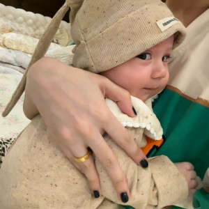 Gần Công Viên Hoàng Văn Thụ- Tân Bình, Vợ Chồng em Cần tìm 1 chị chăm em bé được 3 tháng