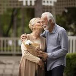 CẦN GẤP CÔ CHĂM ÔNG NHẬN VIỆC NGAY