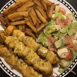 Gia đình em cần gấp cô nào ;lm được alo e nha