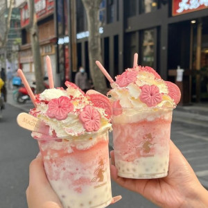 Tuyển Gấp 1 Cô Làm Việc Có Tâm Đi Làm Bao Ăn Ở Lại A