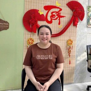 Chị Thơm Đang Cần Việc Đi Làm Liền Ạ