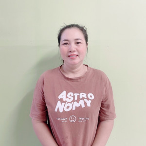 Em đang tìm việc cho chị gái hàng xóm em mới ở quê lên đang tìm việc bao ăn ở lại ạ