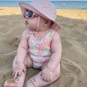 Tuyển cô chăm em bé 8 tháng cho vợ  chồng em gần chợ Xóm Chiếu Quận4