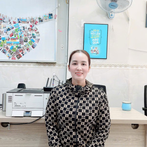 Chị Muội nấu ăn siêu ngon . rất thiện chí đi làm đang tìm việc bao ăn ở lại ạ