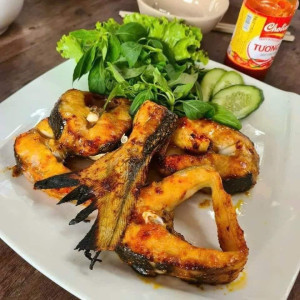 Tìm gấp chị giúp việc nhà (Ở LẠI) - lương 15tr - Q.7