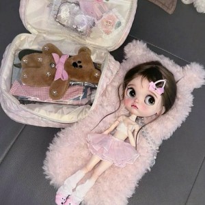 Hiện tại em đang cần tìm gấp một chị chăm bé giúp em ở trên đường Hải Thượng Lãn Ông LƯƠNG LIỀN 11 TRIỆU Ạ