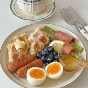 Cần gấp 1 cô chuyên chăm bé đi làm bao ăn ở lại ạ