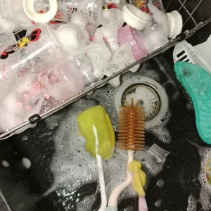 Tại chung cư Hà Đô quận 10, tìm 1 cô bảo mẫu đến chăm sóc cho bé được 7 tháng cùng gia đình em nha