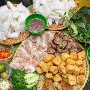 Chợ Phạm Văn Hai- Tân Bình, Tuyển Cô Về Làm Nội Trợ Cho Gia Đình