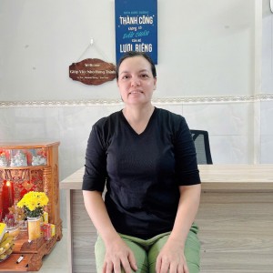 Chị Oanh đang tìm việc chuyên giúp việc nhà - chăm ông bà đi làm bao ăn ở lại ạ