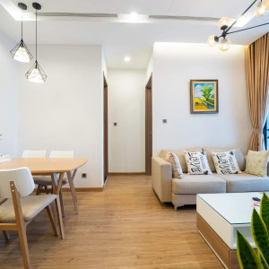 Nấu Ăn Cho Gia Đình Ở Trên Đường Trần Não Quận 2(cần Người Ở Lại)