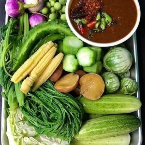 Cần gấp 1 cô giúp việc nhà đi làm bao ăn ở lại ạ