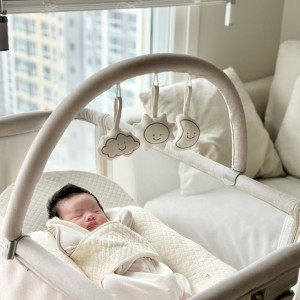 Vợ Chồng Em Cần Chị Chuyên Chăm Em Bé được 4 Tháng