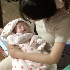 Cần tìm ngay 1 chị bảo mẫu cần tìm cô bảo mẫu chăm bé sơ sinh 3 tháng tuổi tại Nguyễn Thông Quận 3.