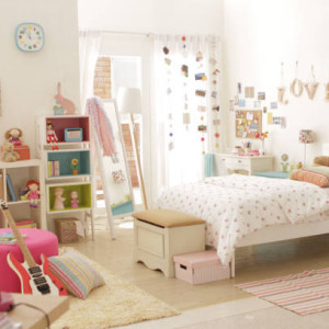 Nhà 1 trệt 1 lầu 57m2 gần nhà thờ Tân Định Q.3 đang cần một chị làm việc nhà lương 10 triệu