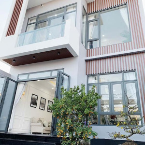 Nhà Có 3 Mẹ Con Cần Gấp 1 Chị Giúp Việc Nhà Đi Làm Ngay Hôm Nay !