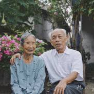 Cần gấp 1 cô chăm ông ông 70 tuổi nhà 1 chệt 1 lầu lương khởi điểm 9tr