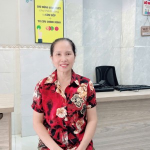 Cô Mai hiền lành chịu khó , đang cần việc bao ăn ở lại ạ
