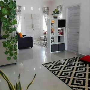 Nhà 1 trệt 1 gác lửng, gia đình có 3 thành viên cần 1 chị dưới 59 tuổi phụ giúp việc nhà ở trên đường Tăng Bạt Hổ Quận 5