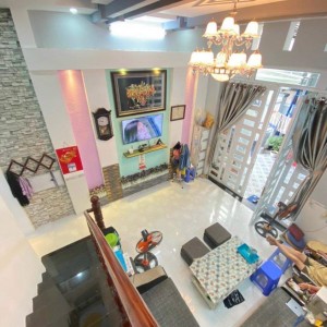 𝑬𝒎 𝒄𝒂̂̀𝒏 𝒕𝒖𝒚𝒆̂̉𝒏 𝒈𝒂̂́𝒑 𝒄𝒐̂ 𝒈𝒊𝒖́𝒑 𝒗𝒊𝒆̣̂𝒄 𝒄𝒉𝒐 𝒏𝒉𝒂̀ 𝒄𝒐́ 2 𝒍𝒂̂̀𝒖 40𝒎2 𝒐̛̉ đ𝒖̛𝒐̛̀𝒏𝒈 𝑵𝒈𝒖𝒚𝒆̂̃𝒏 𝑻𝒉𝒊̣ 𝑴𝒖̛𝒐̛̀𝒊 𝑸𝒖𝒂̣̂𝒏 8