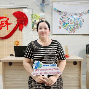 Em đang tìm việc cho chị Thúy ạ