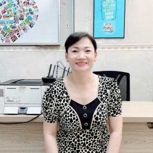 Chị Ngọc nấu ăn ngon , nhanh nhẹn chịu khó đang tìm việc bao ăn ở lại ạ