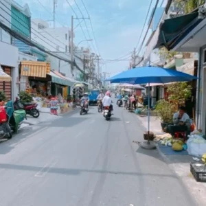 GẤP LẮM RỒI CÁC CÔ ƠI ...... !!! NHÀ VỢ CHỒNG CON ĐANG TÌM NGAY CÔ VỀ GIÚP VIỆC NHÀ