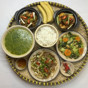 Nhà mặt phố có 1 trệt với gác lửng nhỏ ở Gần Ngã Tư An Sương tìm ngay 1 chị về giúp việc đi làm ngay