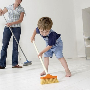 GIA ĐÌNH Ở TRÊN ĐƯỜNG THÀNH THÁI QUẬN 10 EM ĐANG CẦN CHỊ GIÚP VIỆC NHÀ.LƯƠNG THÁNG 11 TRIỆU