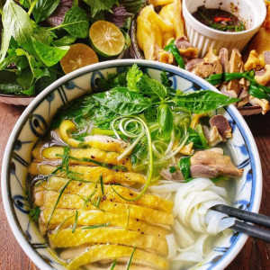 CHỊ NÀO ĐANG CẦN VIỆC LÀM Ở LẠI LƯƠNG 9 TRIỆU LIÊN HỆ EM