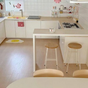 Em Tìm Chị Giúp Việc Nhà 1 Trệt 1 Lầu Ở Âu Dương Lân, Quận 8.lương 11 Triệu. Làm Việc Ở Lại