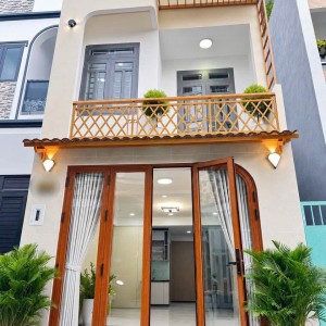Tuyển Một Cô Giúp Việc Không Quan Trọng Vùng Miền Chỉ Cần Về Dọn Dẹp Nhà Và Nấu Ăn Tối