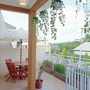 𝑮𝒊𝒂 Đ𝒊̀𝒏𝒉 𝒄𝒐́ 2 𝒗𝒐̛̣ 𝒄𝒉𝒐̂̀𝒏𝒈 𝒗𝒂̀ 2 𝒄𝒐𝒏 𝒈𝒂́𝒊 7-8 𝒕𝒖𝒐̂̉𝒊 𝒐̛̉ 𝒏𝒉𝒂̀ 1 𝒍𝒂̂̀𝒖 𝒕𝒓𝒆̂𝒏 Đ𝒖̛𝒐̛̀𝒏𝒈 𝑨𝒏 𝑫𝒖̛𝒐̛𝒏𝒈 𝑽𝒖̛𝒐̛𝒏𝒈- 𝑸𝒖𝒂̣̂𝒏 6, 𝑪𝒂̂̀𝒏 𝒄𝒐̂ 𝒈𝒊𝒖́𝒑 𝒗𝒊𝒆̣̂𝒄 𝒏𝒉𝒂̀