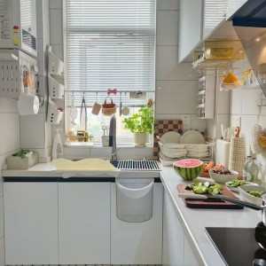 EM CẦN MỘT CHỊ GIÚP VIỆC KHÔNG YÊU CẦU KINH NGHIỆM LƯƠNG THÁNG 10TR BAO ĂN Ở
