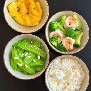 Cần người đi làm bao ăn ở lại ạ