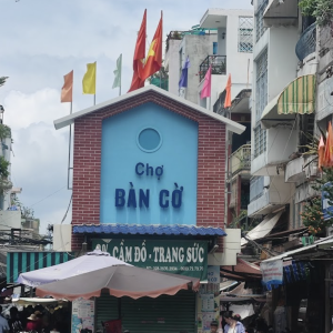 Giờ Em Cần Gấp Cô Giúp Việc Làm Ăn Ở Lại Với Gia Đình Ngay Chợ Bàn Cờ Quận 3
