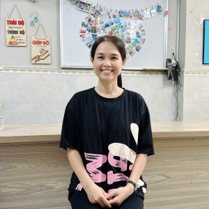 Em đang tìm việc cho chị Phấn chuyên chăm bé - phụ việc nhà đi làm bao ăn ở lại ạ