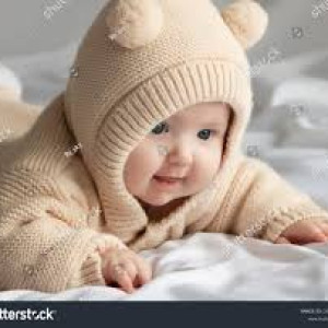 Cần 1 Chị Chăm Bé Bao Ăn Ở Đương Hoàng Hoa Thám Tân Bình