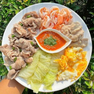 Tuyển gấp 1 cô chăm ông ở BV đi làm liền ạ