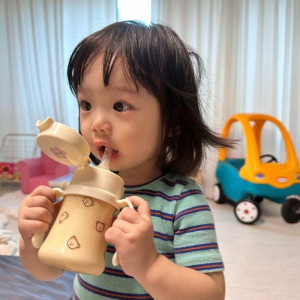 Bé nhà em được 17 tháng tuổi cần tìm gấp 1 chị chuyên chăm bé BAO ĂN Ở LẠI