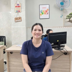 Chị Hằng đang tìm việc chuyên chăm ông bà ạ