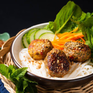 Mẹ Con Em Cần Gấp Chị Giúp Việc Nhà Ở Bình Thạnh-Sài Gòn