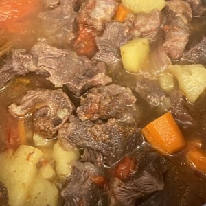 Trong Hôm Nay Em Cần Gấp 1 Cô Đến Giúp Việc Nhà Ăn Ở Lại – Gia Đình Nhỏ Cần Cô Hiền Lành