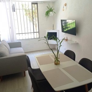 Việc kinh doanh dạo gần đây bận rộn nên em cần 1 chị giúp việc ở trên đường Quảng Hiền Quận Tân Bình LƯƠNG CAO Ạ